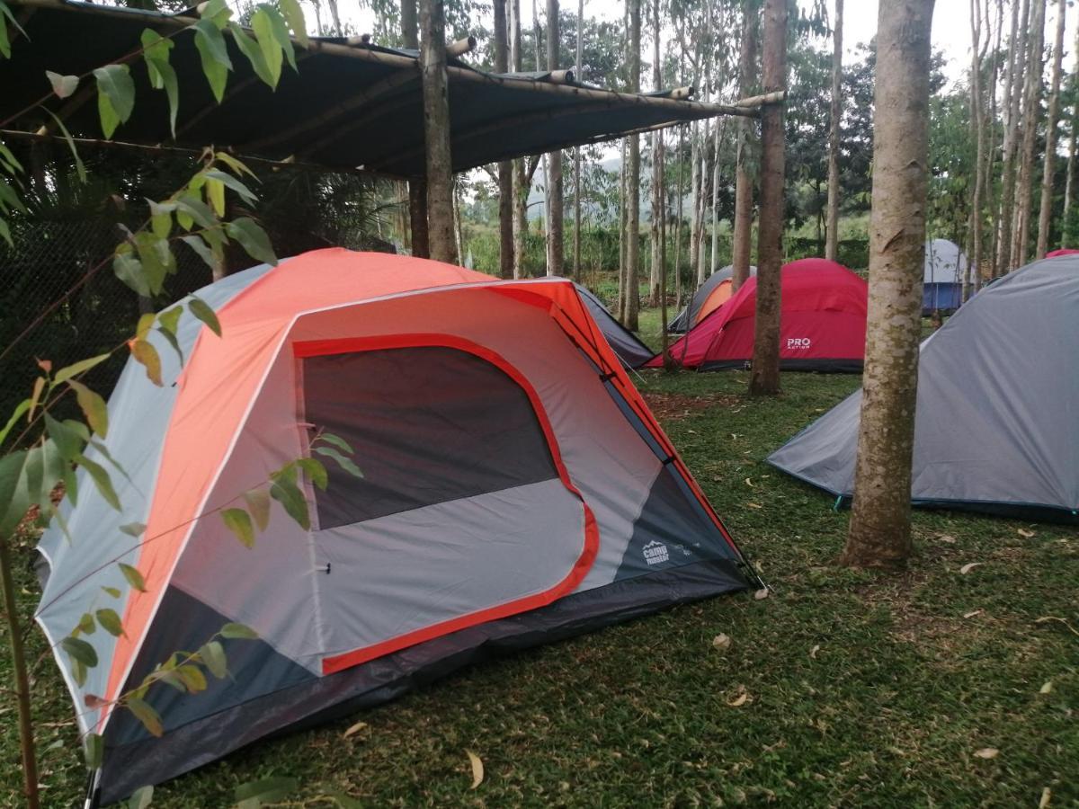 Murchison Backpackers Masindi ภายนอก รูปภาพ