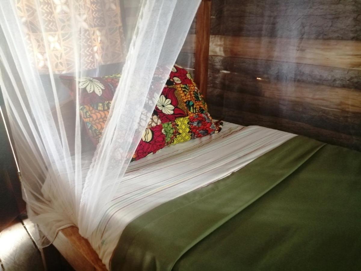 Murchison Backpackers Masindi ภายนอก รูปภาพ
