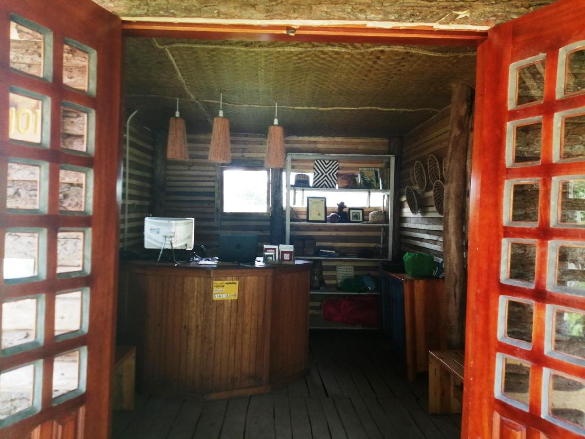 Murchison Backpackers Masindi ภายนอก รูปภาพ
