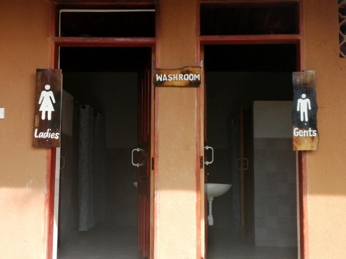 Murchison Backpackers Masindi ภายนอก รูปภาพ