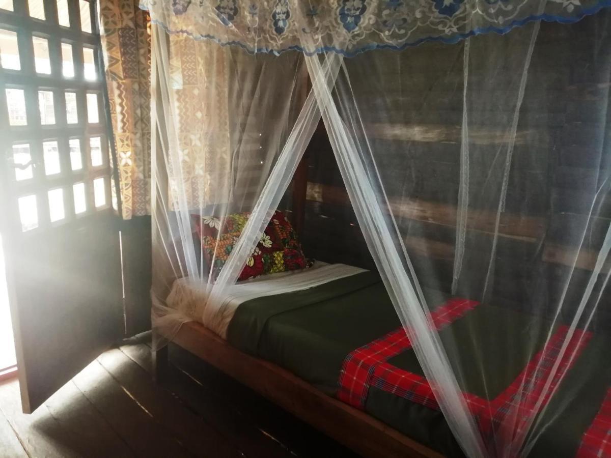 Murchison Backpackers Masindi ภายนอก รูปภาพ