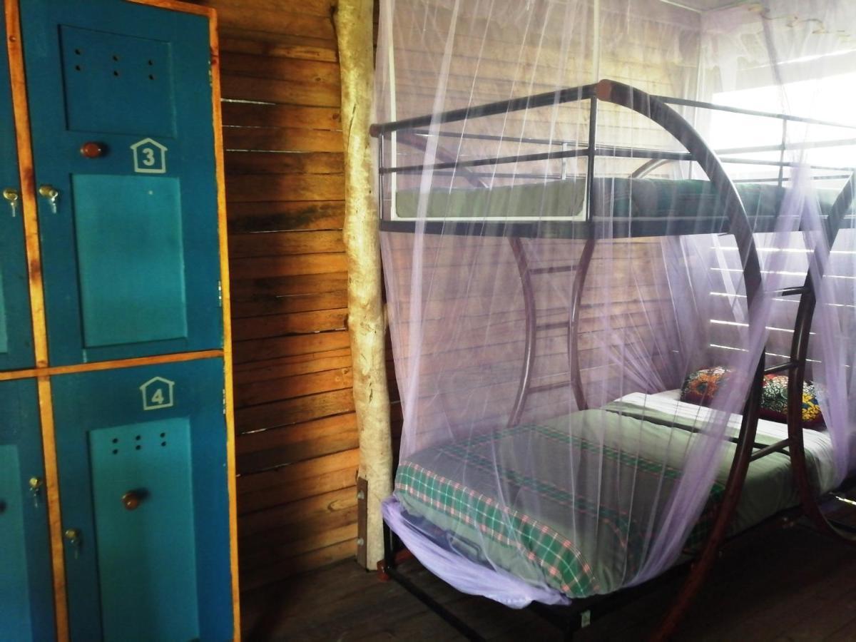 Murchison Backpackers Masindi ภายนอก รูปภาพ
